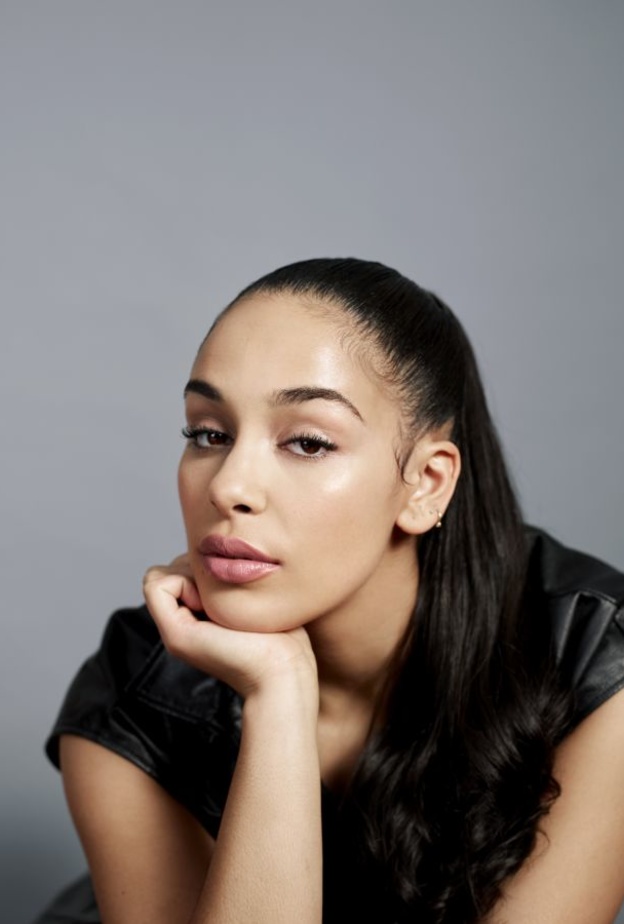 جورجا سميث تنضّم الى دار Dior كسفيرة ماكياج