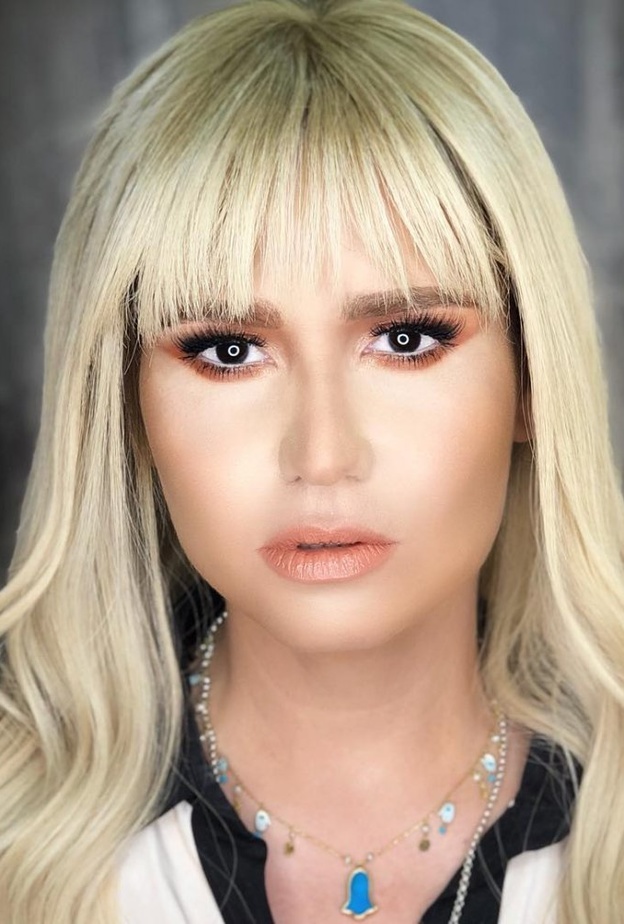 من بدت أجمل بالشعر الأشقر : ايتن عامر ام هنا شيحة؟