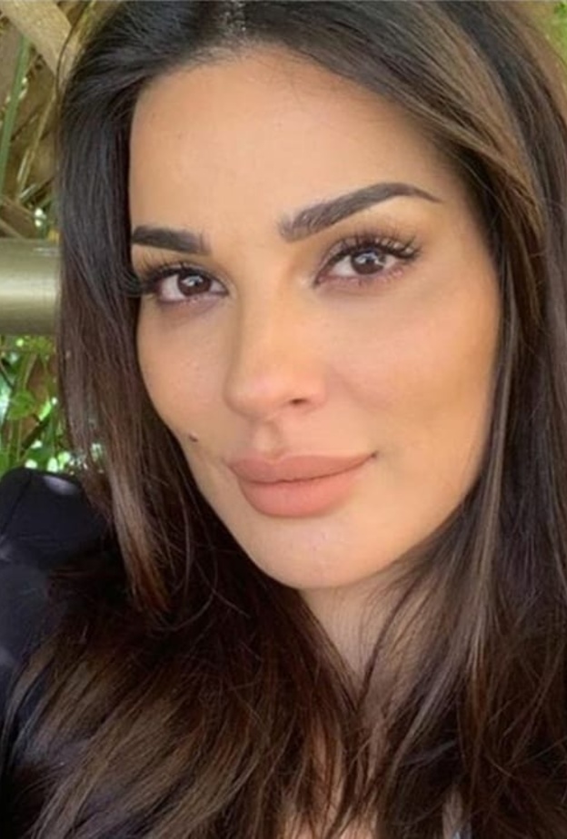 نادين نجيم بطلة مسلسل "خمسة ونص"