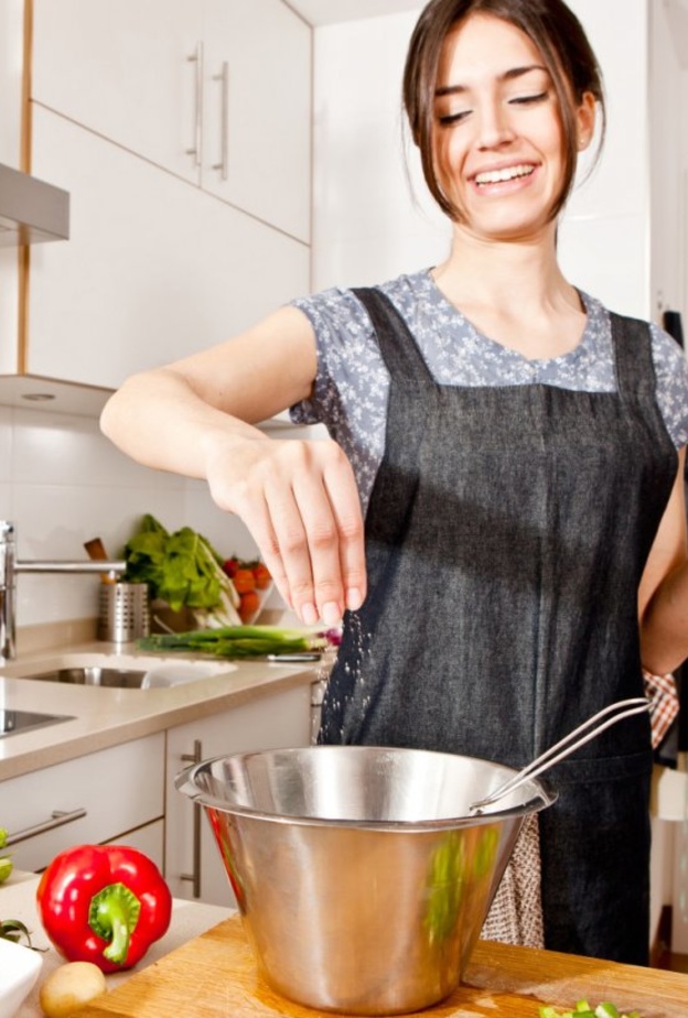 يحبّ المرأة القوية والواثقة بنفسها، لكنه يهتمّ أيضاً بأن تتمتع بجانب أنثوي