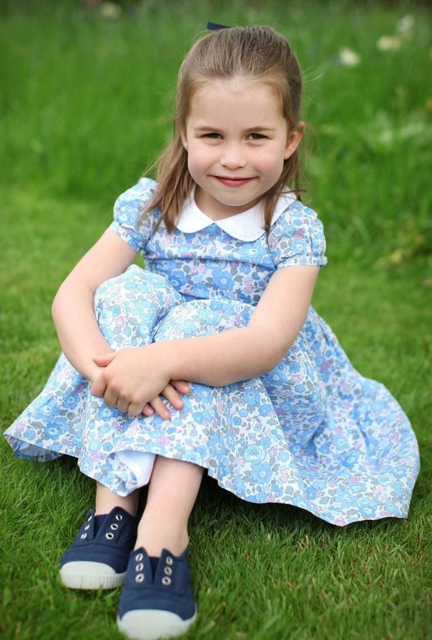 الأميرة شارلوت في الاحتفال بعيدها الثاني