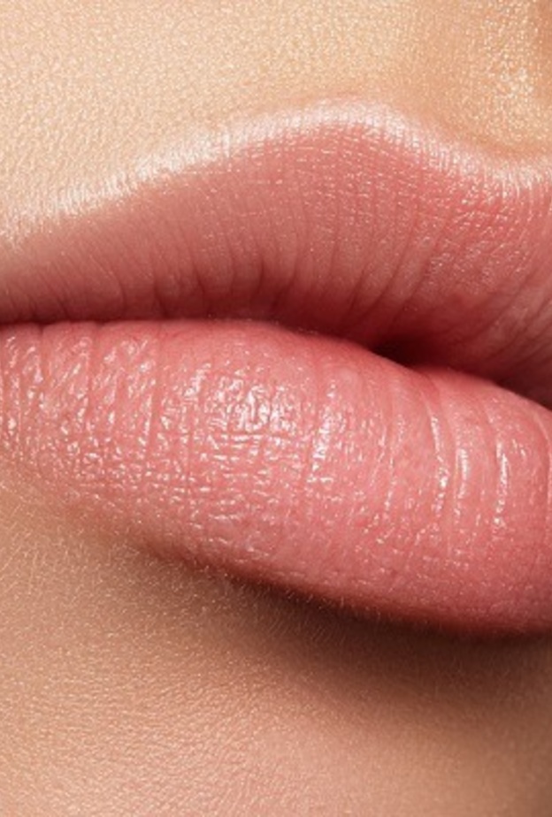 توريد الشفايف بالليزر