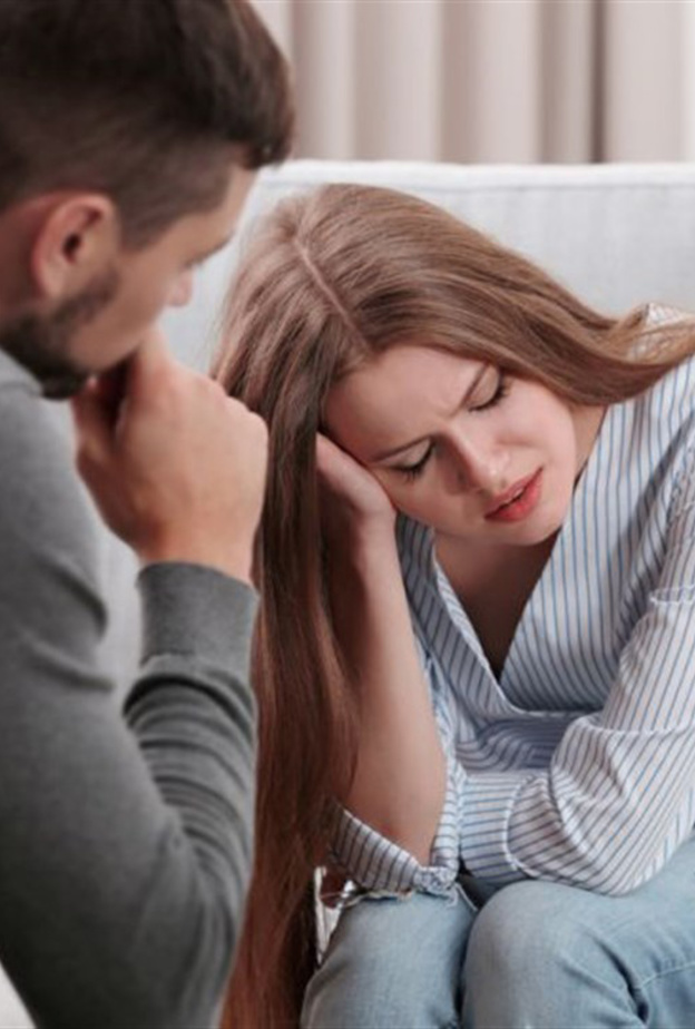 التعامل مع الشخص العنيد صعب لأنه لن يقبل بتغيير آرائه