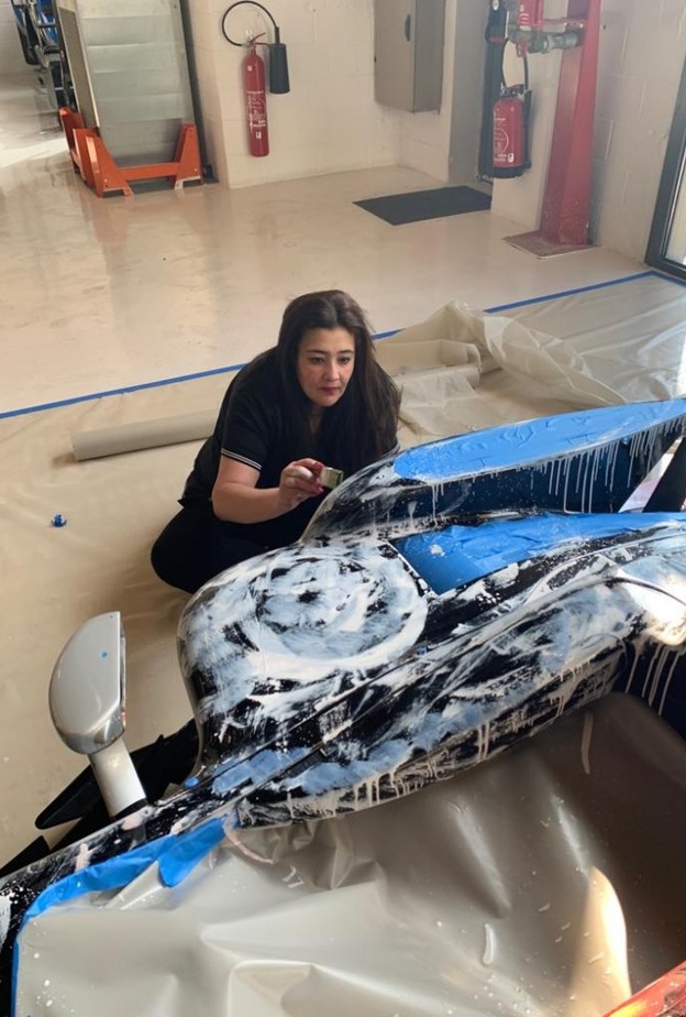 الفنانة التشكيلية العالمية شاليمار شربتلي