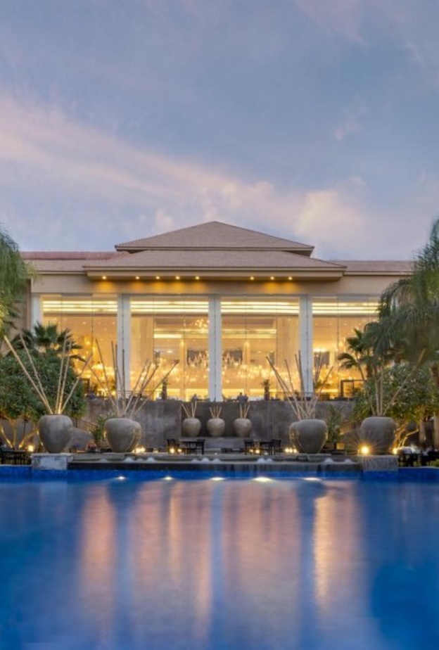 فندق دوسيت تاني ليك فيو