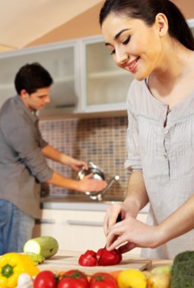 رمضان أحلى بتعاون الزوج مع الزوجة