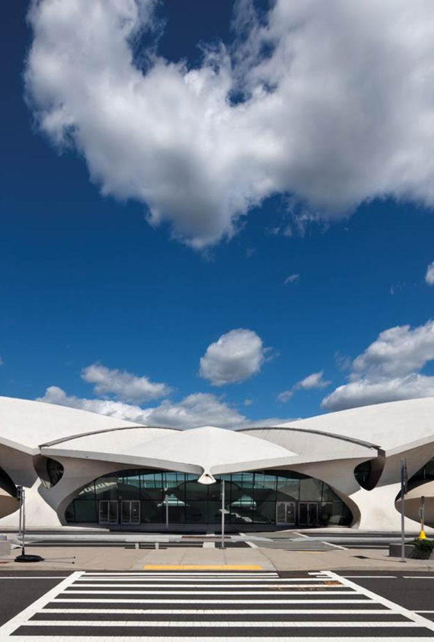 LOUIS VUITTON CRUISE 2020