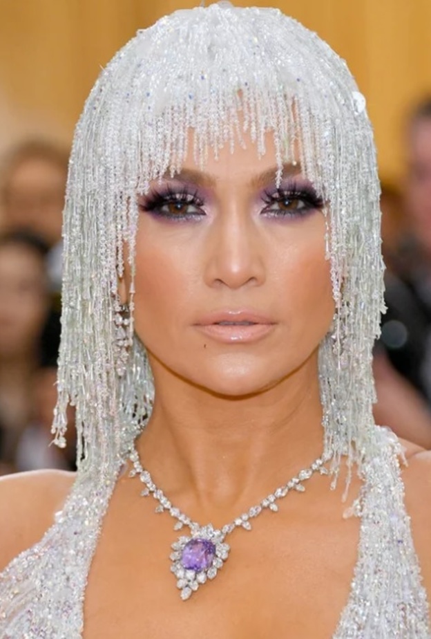 مجوهرات جينيفر لوبيز Jennifer Lopez في Met Gala 2019 