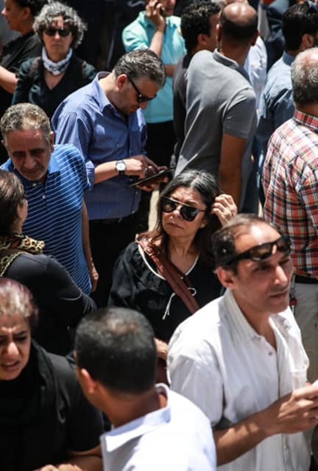 جنازة محسنة توفيق