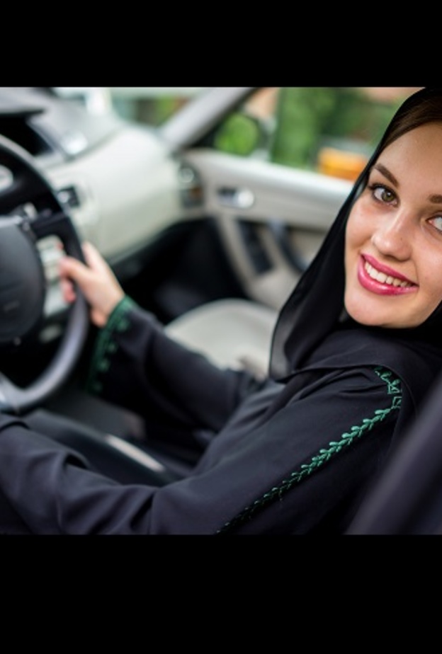 أطعمة ومشروبات على المرأة السائقة تجنبها قدر الإمكان في رمضان