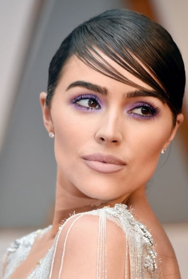 من أبرز إطلالات أوليفيا 