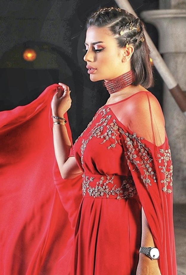 آرام قباني بقفطان من Moja Majka