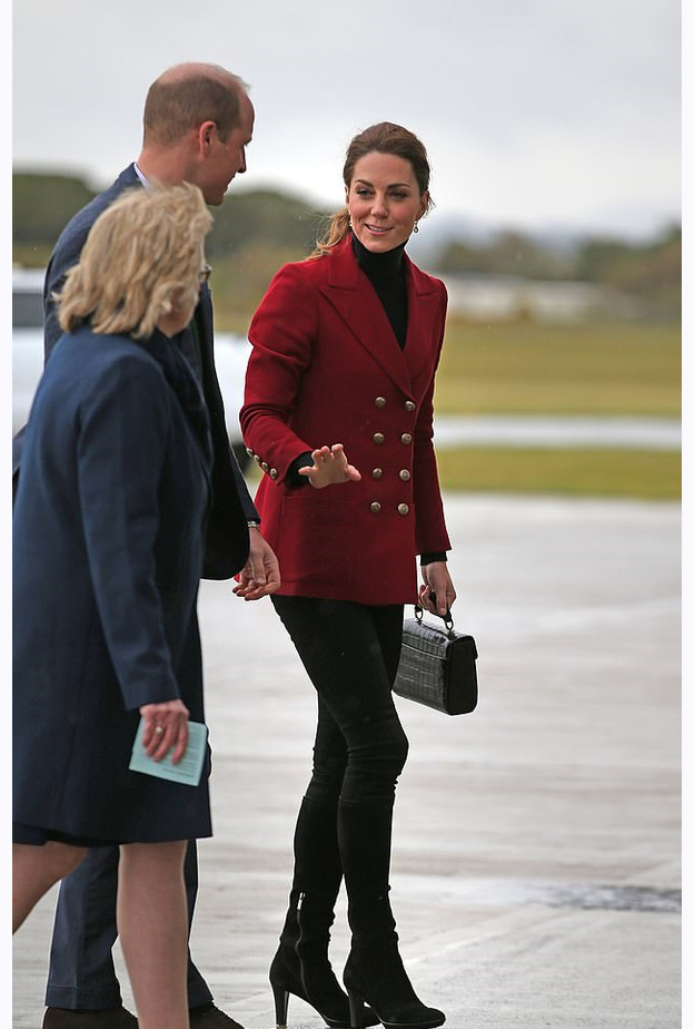 ما سر التصاميم المريحة في إطلالات الأميرة كيت ميدلتون؟