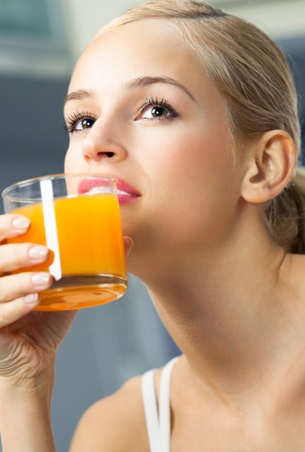 عصير قمر الدين فوائده مذهلة على البشرة