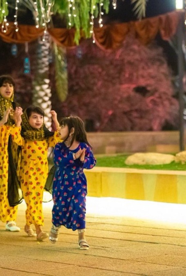  أجواء عائلية ممتعة في ليالي الدرعية