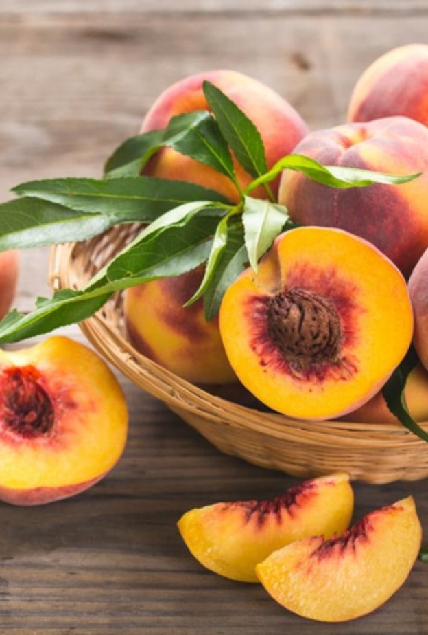 الخوخ من الفوكه الصيفية المفيدة لانقاص الوزن و حرق الدهون
