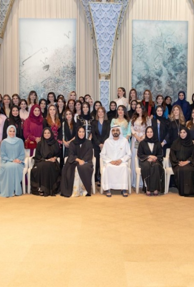 لقاء الشيخ محمد بن راشد بالإعلاميين في الإفطار الرمضاني السنوي بخيمة المجلس بمدينة جميرا 