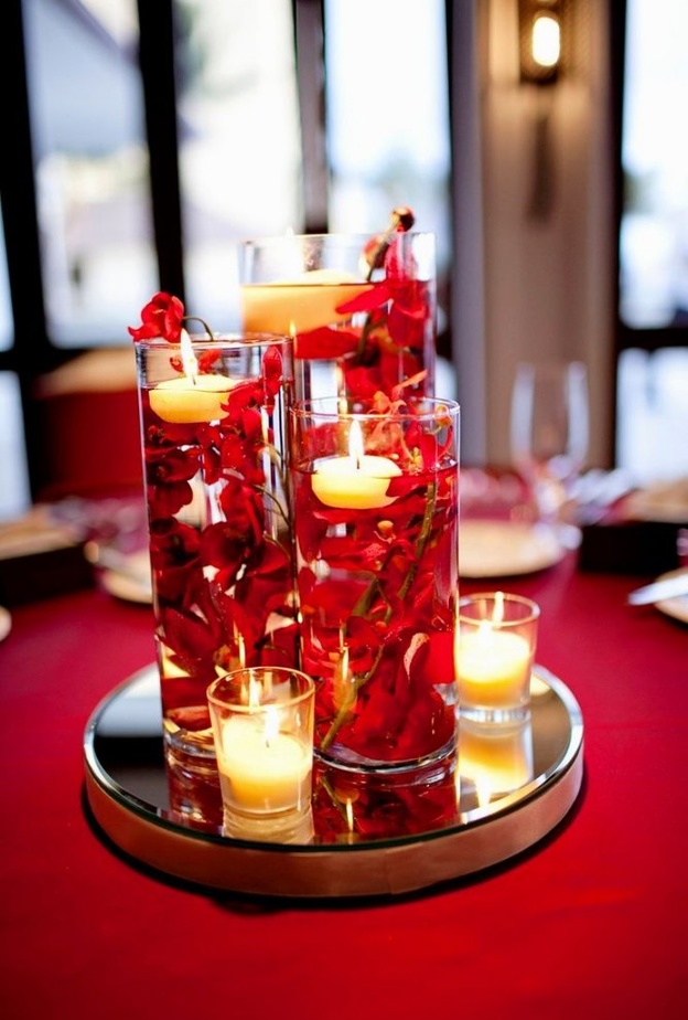 المزهريات مع الشموع لزينة فخمة و راقية لحفلة الزفاف