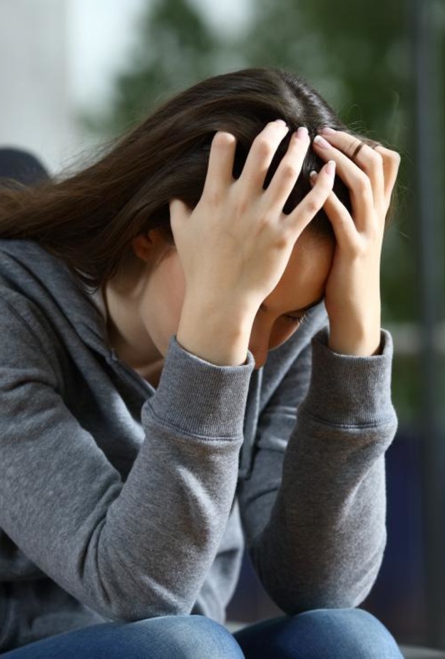  الشعور بالتعب من مضاعفات انخفاض السكر في الدم في رمضان