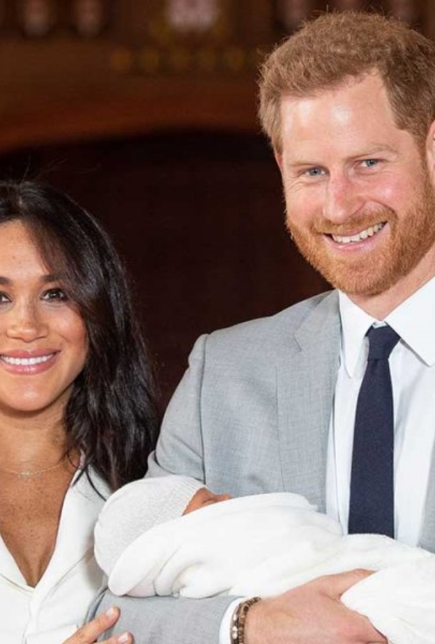  الأمير تشارلز كان في ألمانيا لدى ولادة حفيده الرابع