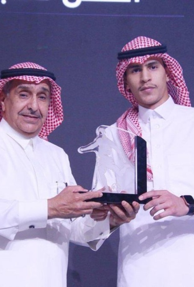 توزيع جوائز الموسم الرياضي في السعودية