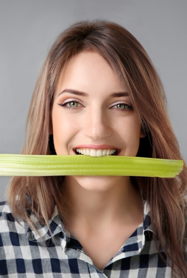 فوائد الكرفس الصحية للعروس