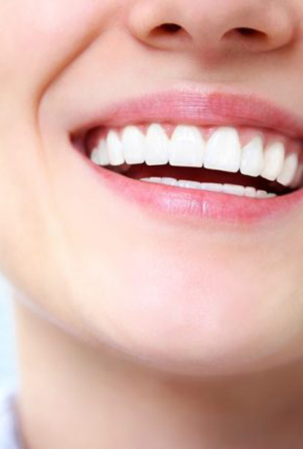  العوامل الوراثية والتدخين لهما تأثير كبير على صحة وضرر اللثة