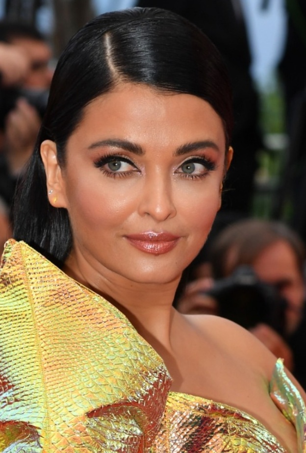  نجمة بوليوود اشواريا راي سحرت الانظار في مهرجان كان 2019