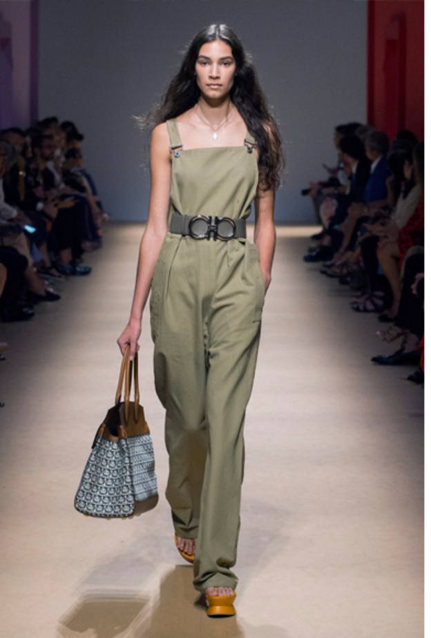 سالوبيت الجمبسوت من Brandon Maxwell