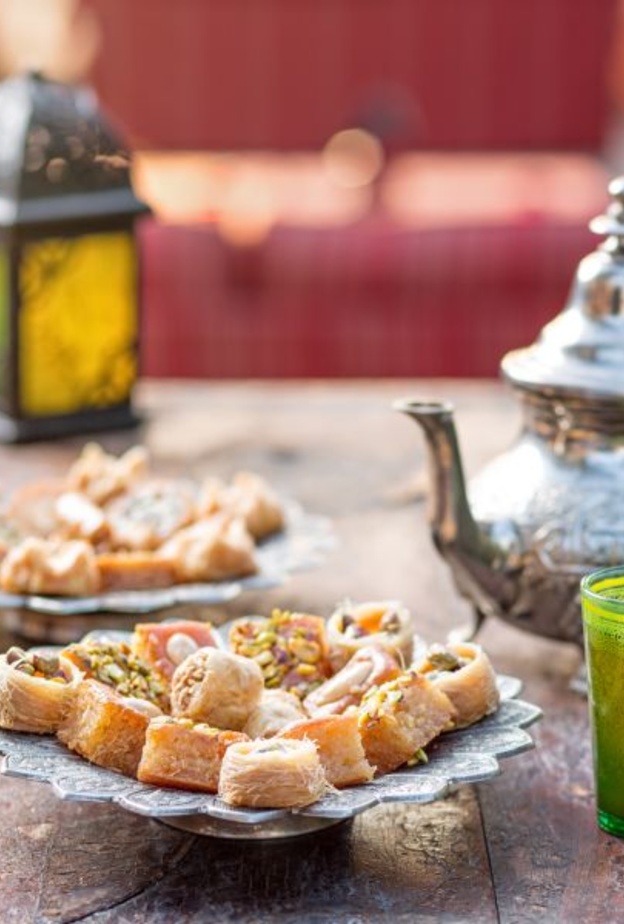 The Ritz-Carlton, Dubai JBR - Amaseena Majlis 1818