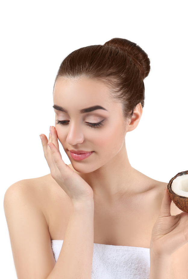 ماسك زيت جوز الهند للعناية بالبشرة الجافة في رمضان