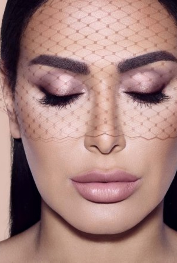 من هدى قطان خطوة بخطوة من أجل مكياج خفي مثالي لشهر رمضان