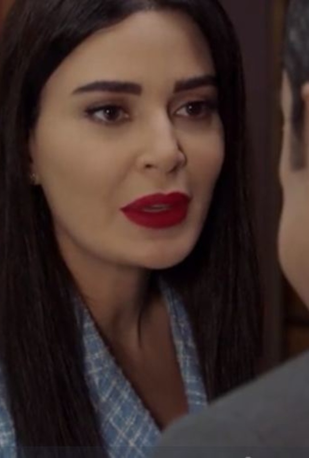 مشهد مؤثر بين شاهين ومنى