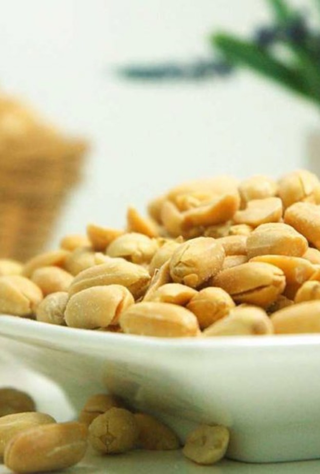 الفول السوداني لا يناسب مرضى الكبد