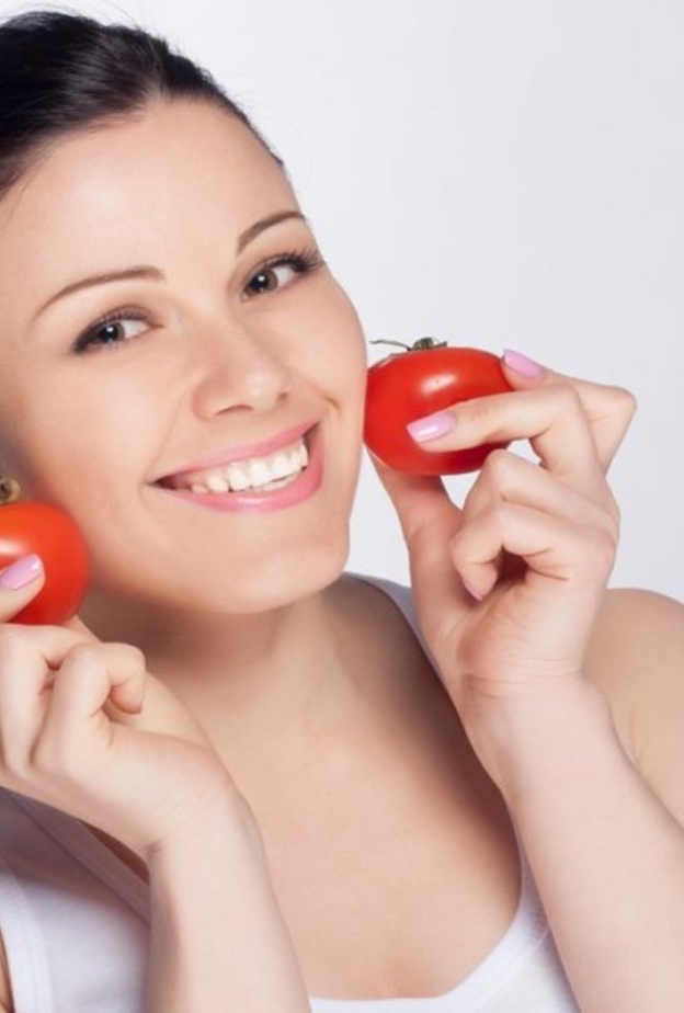 تناول حبتين من الطماطم يوميا مفيد للتجلص من تجاعيد البشرة