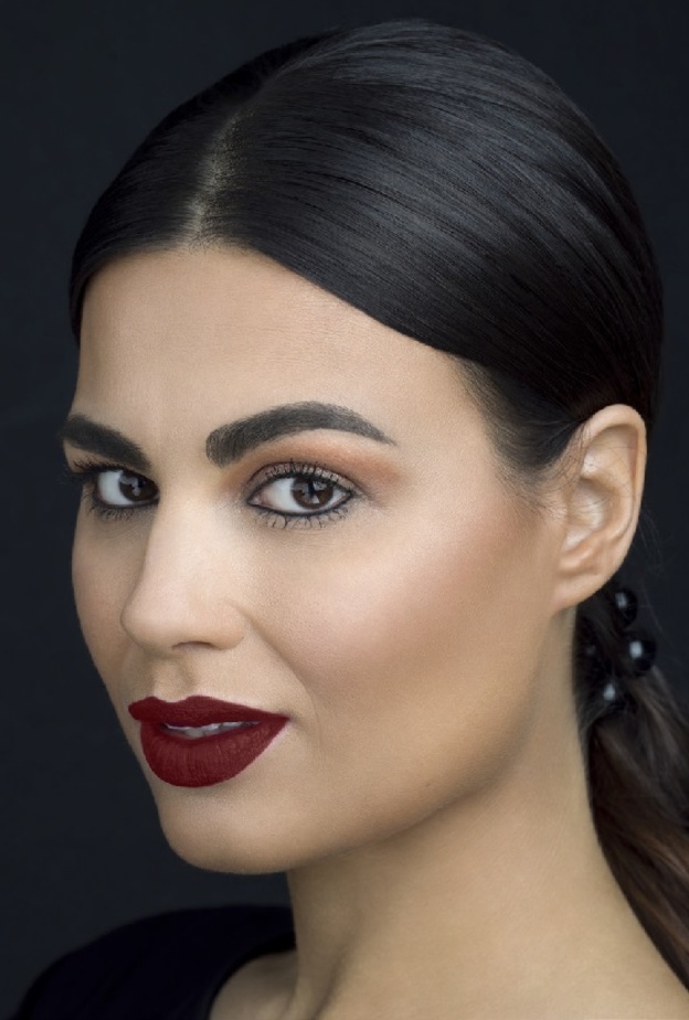 Hourglass مستحضرات طبيعية وخيار مثالي للمرأة العربية