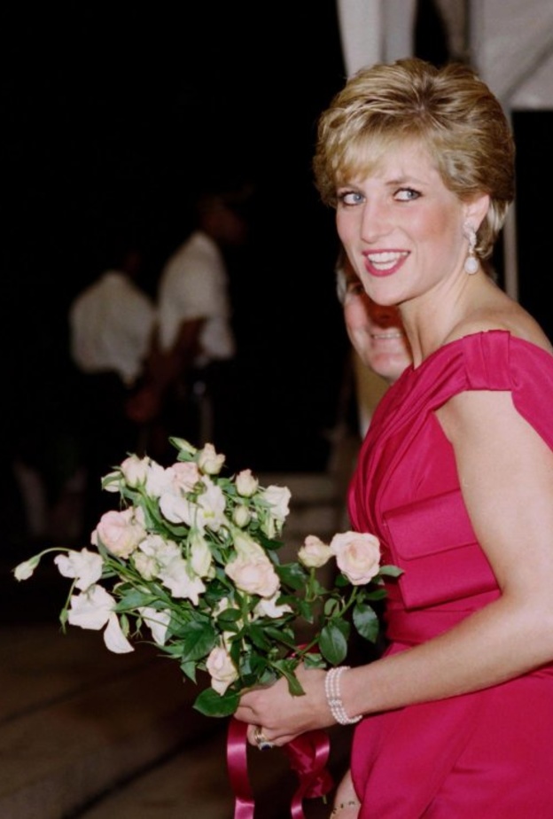 الأمير وليام والأمير هاري يؤجلان عرض تمثال جديد للأميرة ديانا