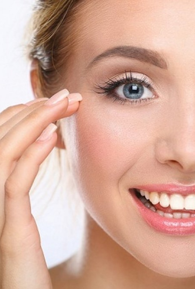 يحتاج علاج شيب الحواجب متخصصين ولس غير ذلك