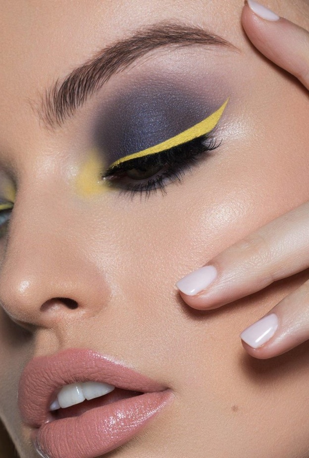 أجمل طرق وضع مكياج أصفر