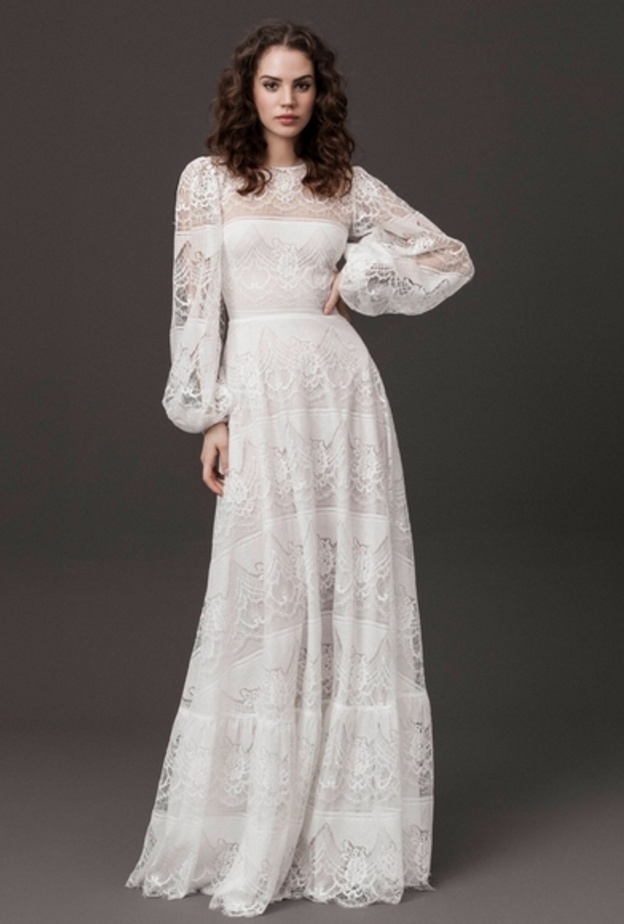 موديلات فساتين اعراس تناسب حفلات الزفاف على الشاطئ من مجموعة Dalaarna