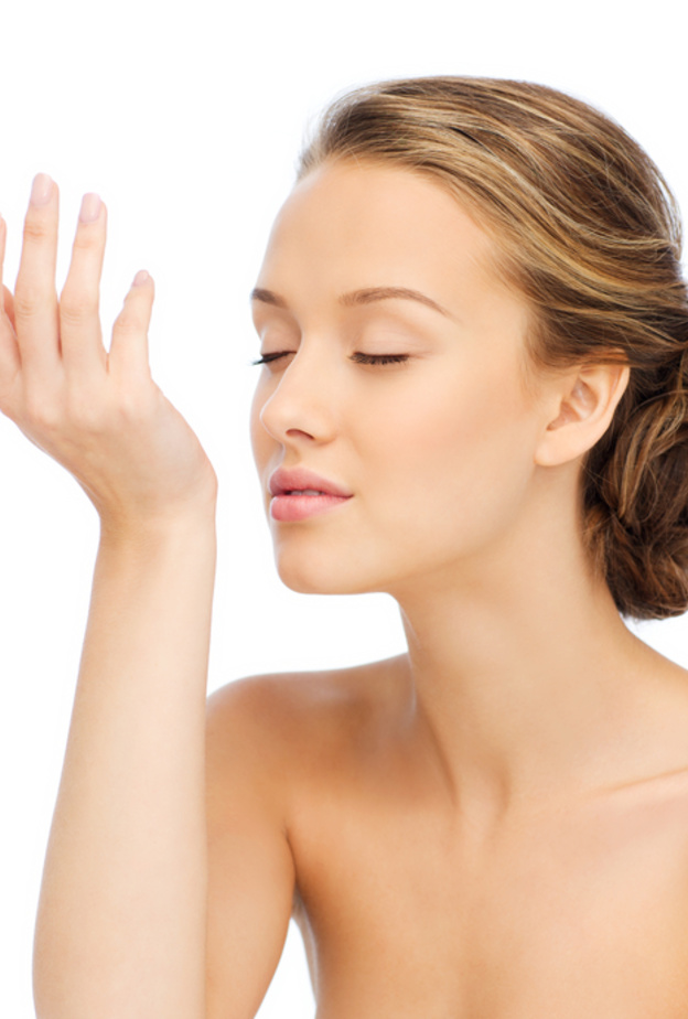  قطرات من عطرك المفضل مع صابون الاستحمام السائل لتعطير الجسم لفترة طويلة في عيد الفطر