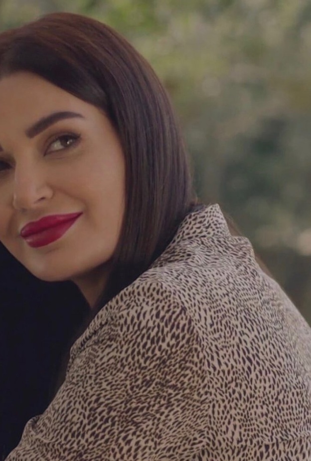 احصلي على مكياج سيرين بهذه الخطوات السريعة