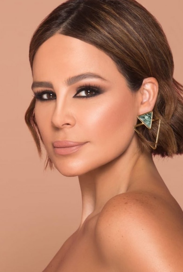  أجدد تسريحة شعر لكارول سماحة