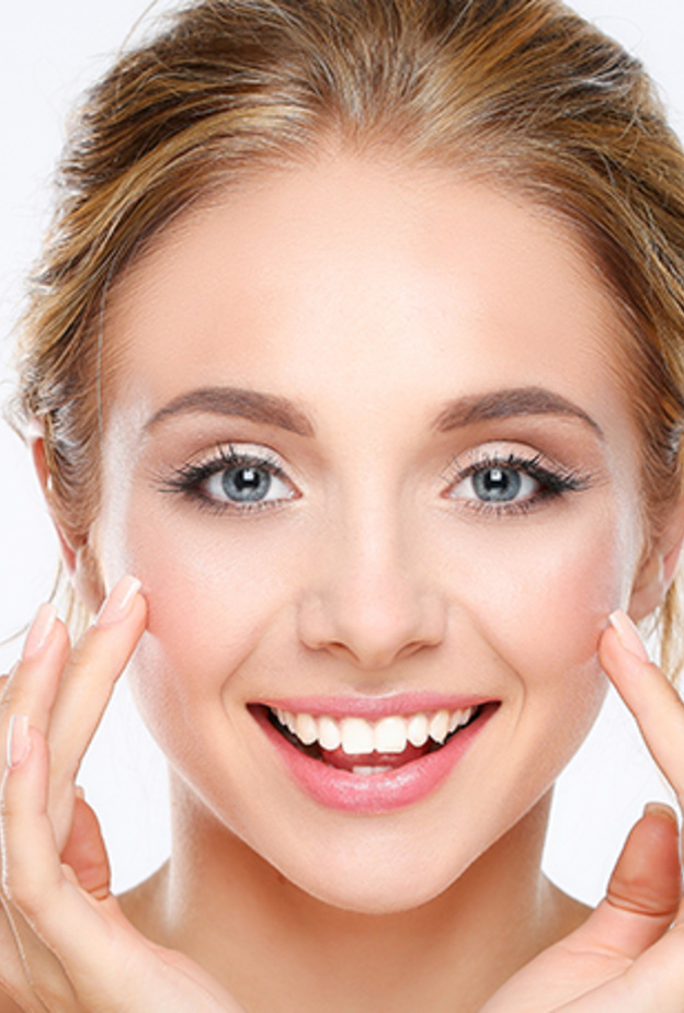 تجنبي التقشير الكريستالي  إذا كنت تعانين من آثار عميقة أو ندبات في الوجه 