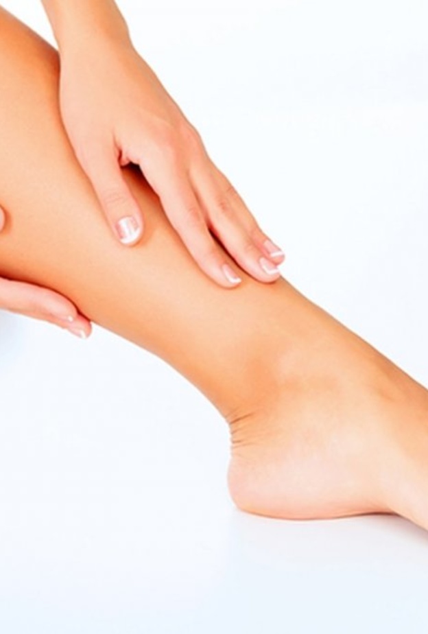 تعرفي على أنواع علاجات دوالي الساقين