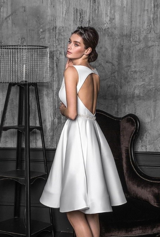 فستان من danielle frankel 