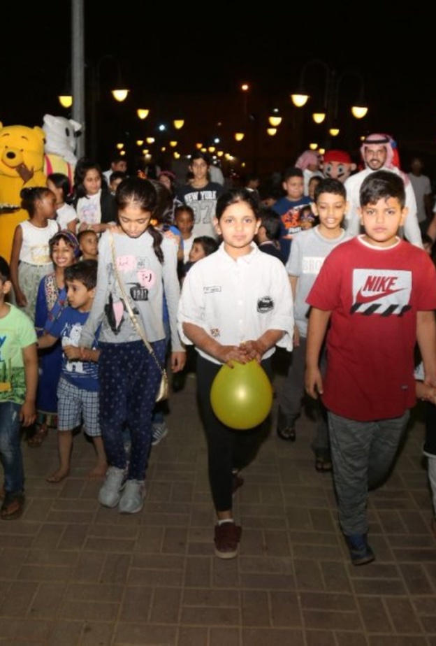 احياء الموروث الشعبي الحوامة بحدائق الرياض خلال أيام العيد 