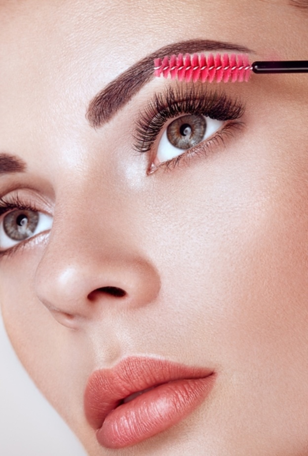 اتبعي الزيوت الطبيعية هذه لرموشك