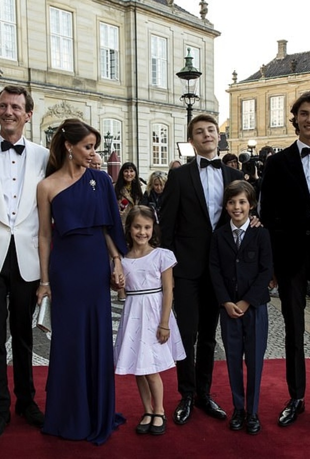  استقبال الملكة مارجريت ابنها الأمير يواكم