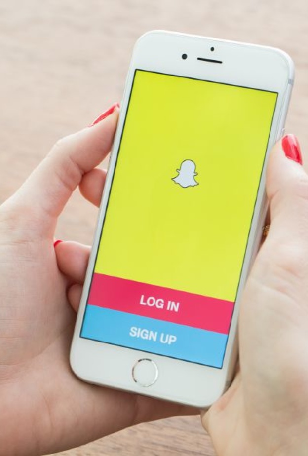 سناب شات تختبر ميزة المناسبات لمنافسة فيسبوك